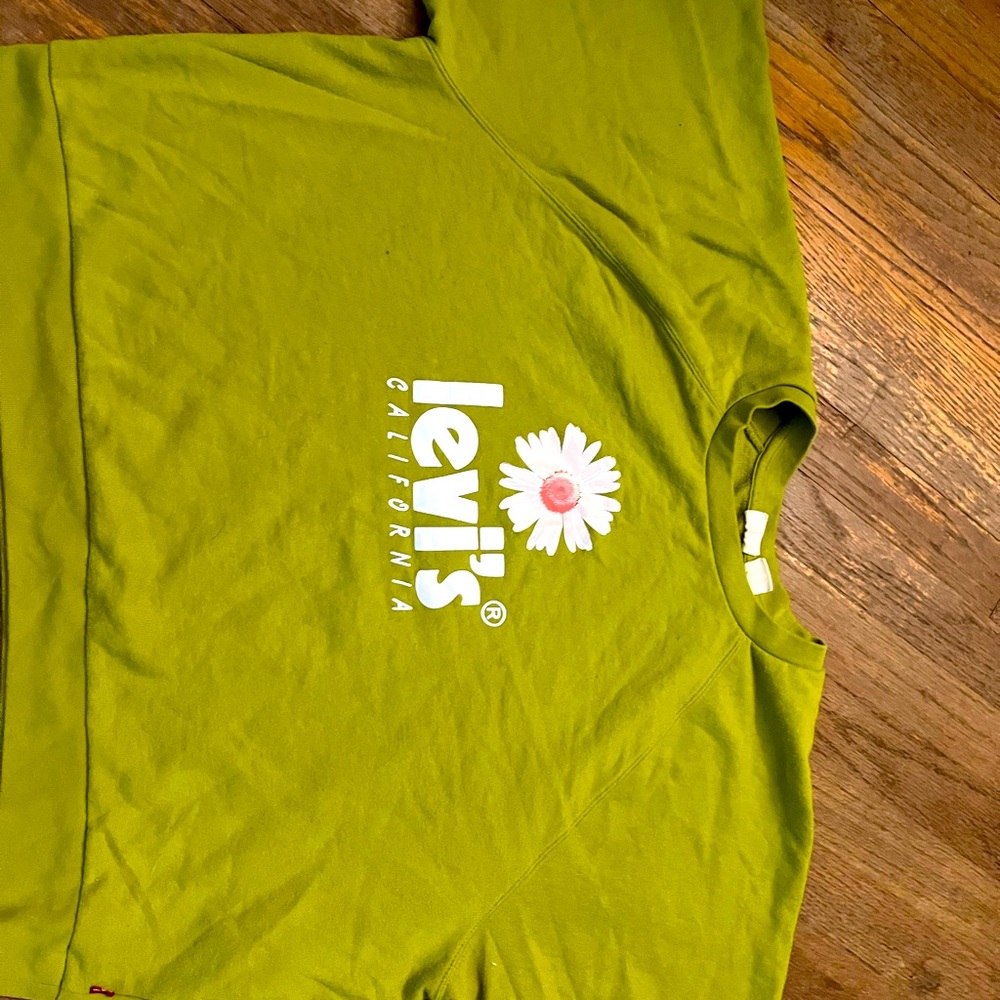 Levi’s Green Sweatshirt